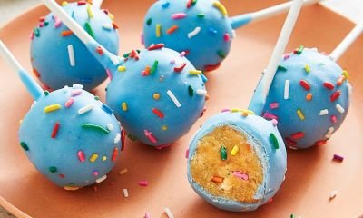 Cake Pops with sprinkles